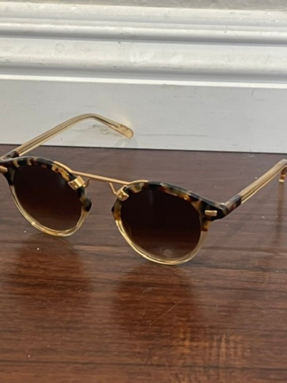 Krewe St. Louis Sunglasses Tortoise Frame Gold Bridge 40/23